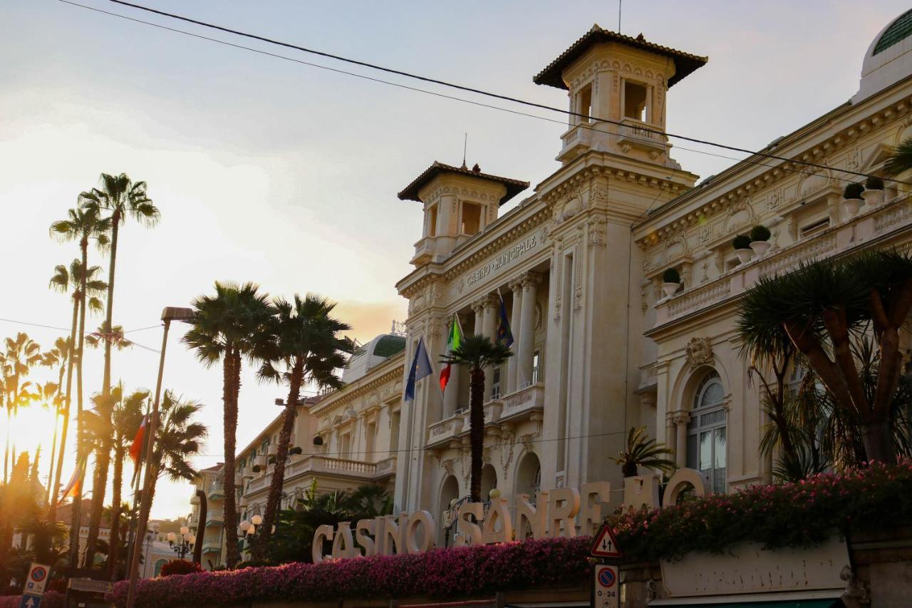 H11 Luxury Sanremo Centro - Elegante - Casino Apartment Екстериор снимка