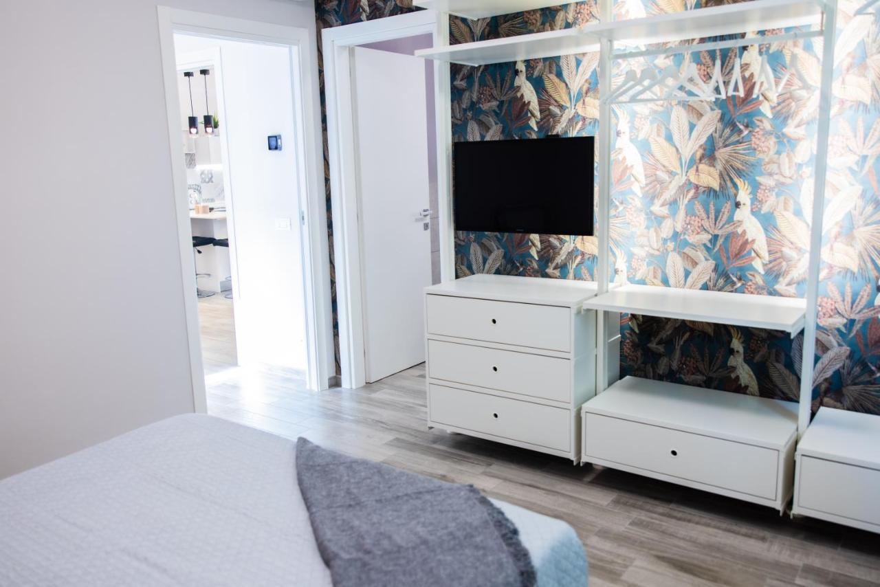 H11 Luxury Sanremo Centro - Elegante - Casino Apartment Екстериор снимка