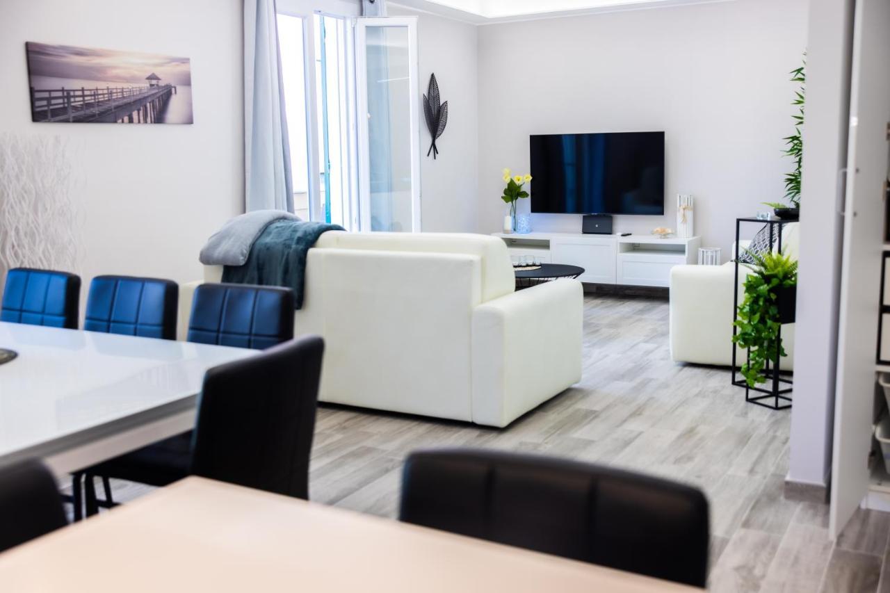 H11 Luxury Sanremo Centro - Elegante - Casino Apartment Екстериор снимка